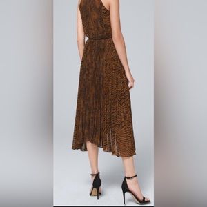 NWT WHBM Women Sexy Animal Print Lined Dress Halter Design Keyhole neck pleated